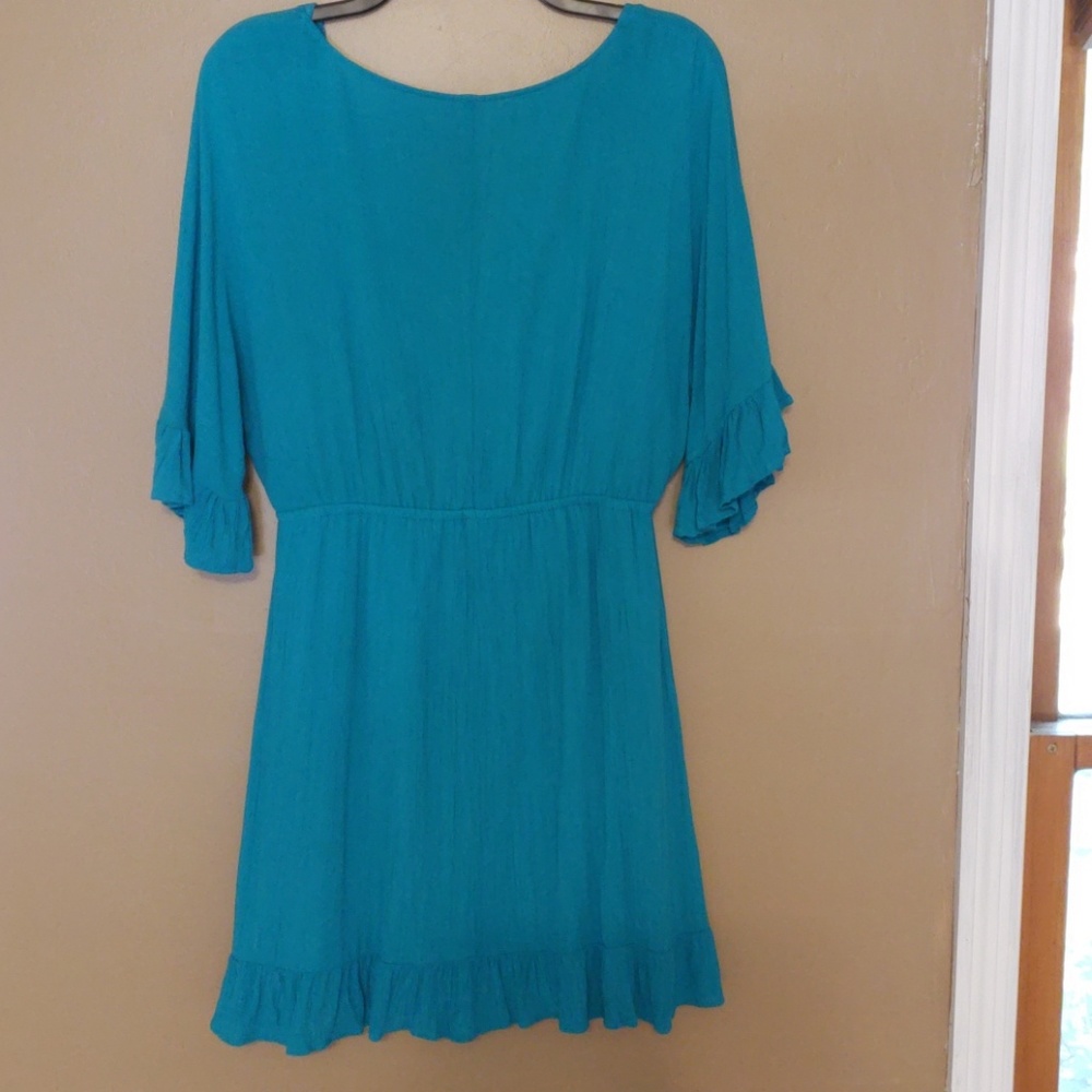 Dress - Picture 3 of 3